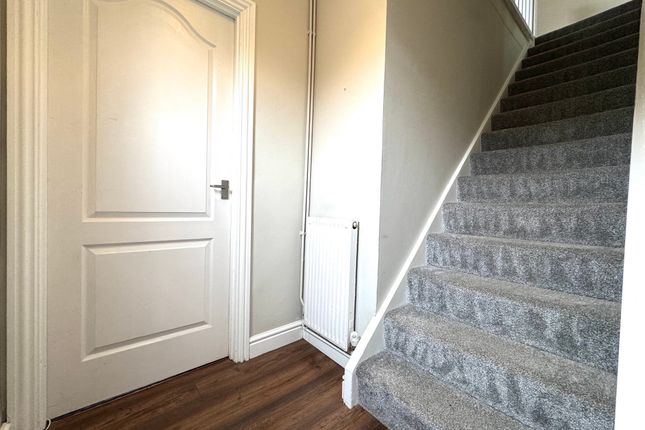 3 Blaencuffin Road, Abertillery photo 5
