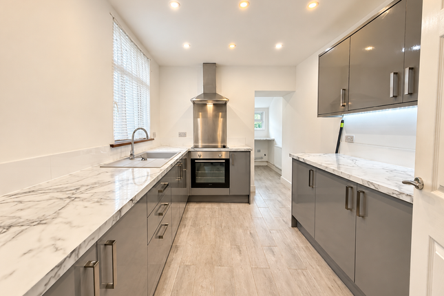 29 Llewelyn Street, Aberdare photo 5