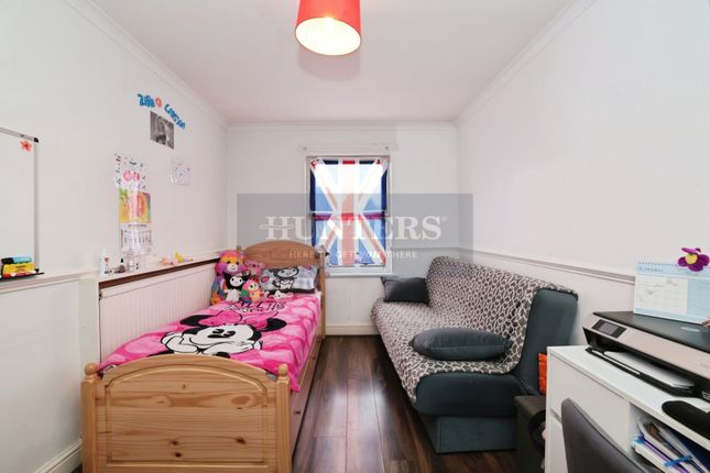 Howcroft Lane, Greenford photo 4