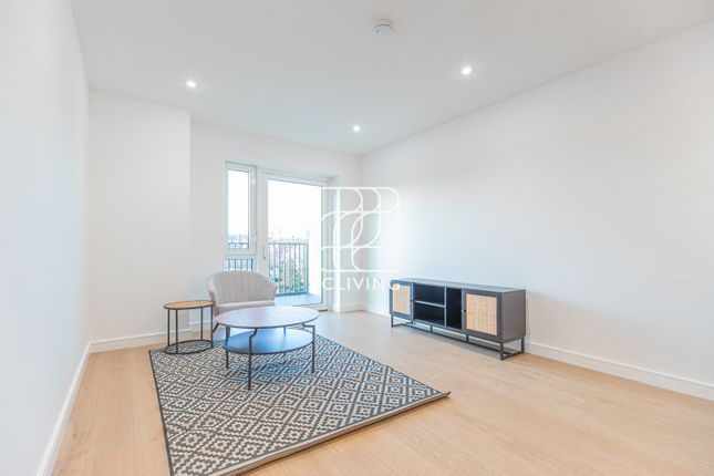 Thumbnail Flat to rent in Parr's Way London, London