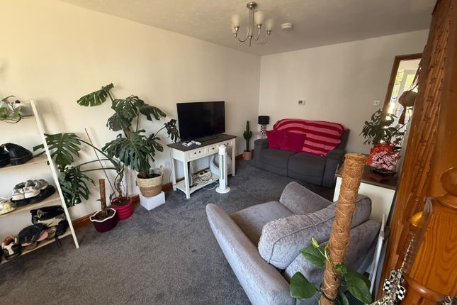 152, Arctic Road, Cowes photo 3