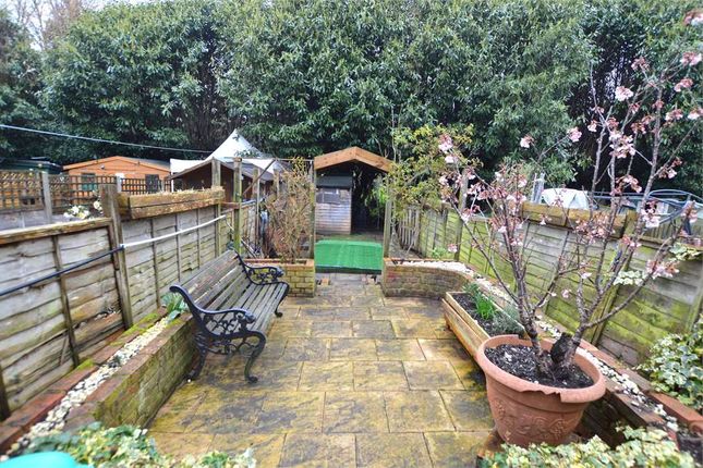Terraced house to rent in Kent Road, Orpington