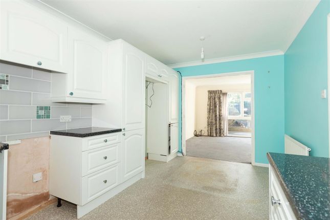 Chippers Road, Worthing photo 4