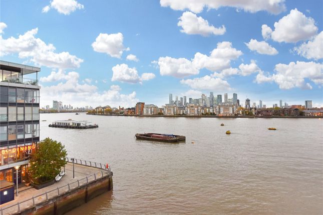 Flat for sale in Wood Wharf Apartments, Horseferry Place, Greenwich, London
