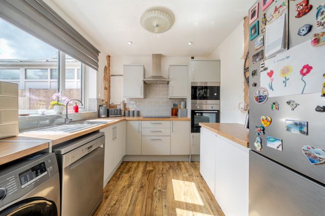 67, Widecombe Road, London photo 2