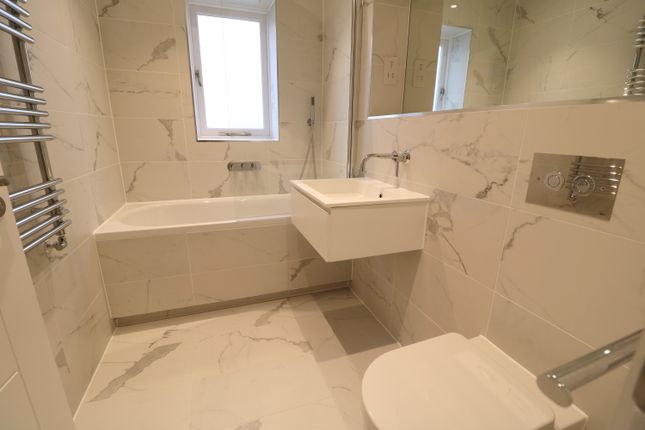 Flat 2, Hastings Road, Ealing, London photo 5
