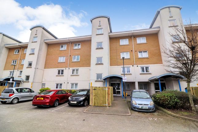 2-bed flat on 22, Francis Court, Erith, £230,000