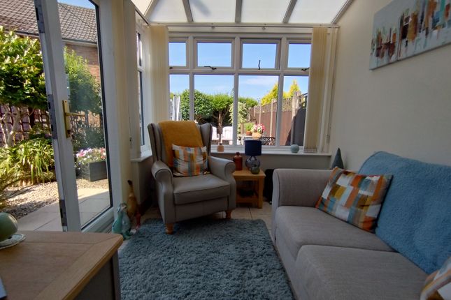 106, St. Martins Road, Stoke-on-Trent photo 4
