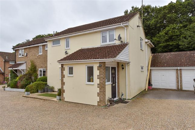 Thumbnail Semi-detached house for sale in Rowhedge, Brentwood, Essex