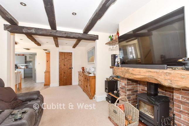 53, West Common, Haywards Heath photo 3