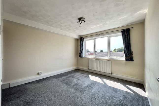 Flat for sale in The Ridings, Portsmouth