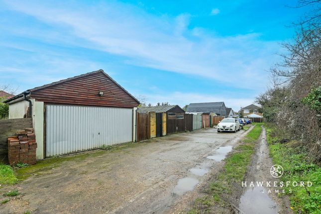 7 Ruins Barn Road, Sittingbourne photo 4