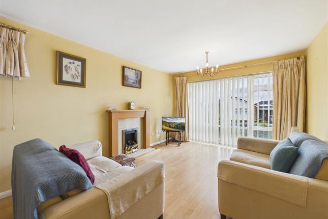 12, Sherwood Road, Dronfield photo 2