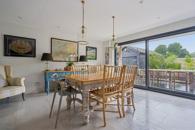 The Rosary, 13 Green Lane, Chesham Bois photo 4