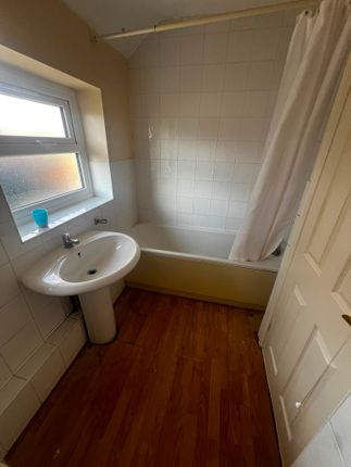 Hailsham Road, Harold Hill photo 5