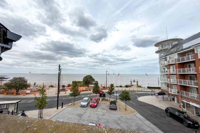 2, Sea View Street, Cleethorpes photo 2