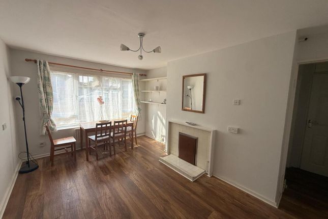 Flat 14, The Haven, Green Road, London photo 3