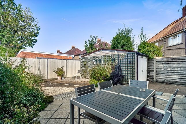 4, Vernon Road, Lower Feltham photo 4