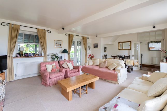 The Long Barn, Dukes Road, Dorking photo 2