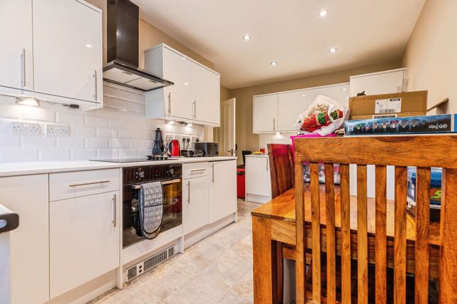 6, Whalley Road, Chorley photo 4