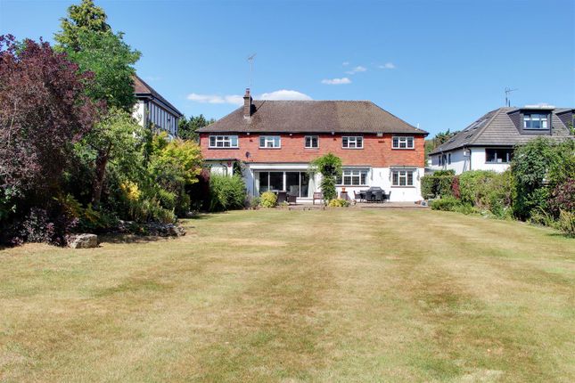 30, Mymms Drive, Brookmans Park photo 4