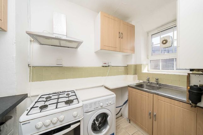 Flat for sale in Falmouth Road, London