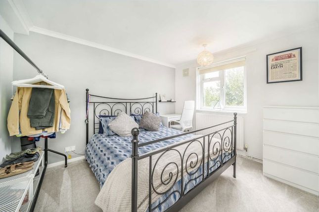 Flat 7, Hazel Court, Leigham Court Road, London photo 4