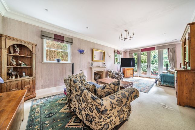 Somerville,, Sandy Lane, Cobham photo 2