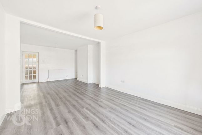 124 Hercules Road, Norwich photo 4