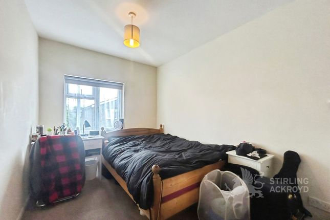 11 Drummond Court,, Drummond Road, Surrey photo 5
