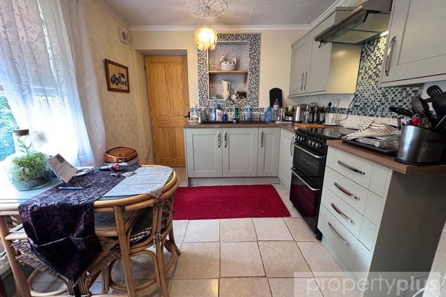 15, Pencai Terrace, Rhondda Cynon Taff photo 5
