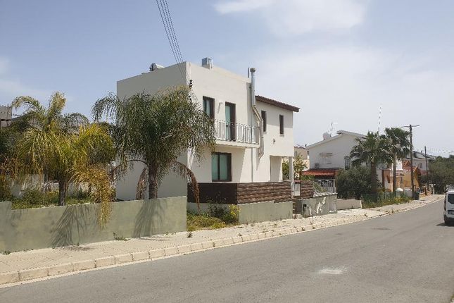 Villa for sale in Tseri, Nicosia, Cyprus