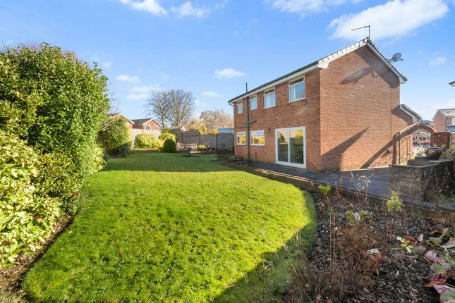 5 Cypress Close, Warrington photo 3