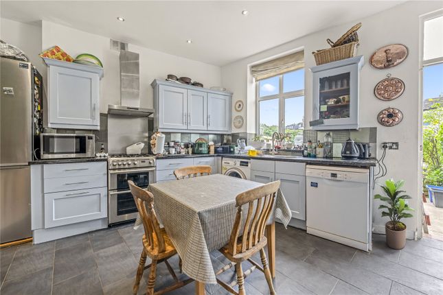28, Wick Road, Teddington photo 4
