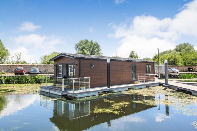 Thumbnail Detached house for sale in Priory Marina Aquahome, Barkers Lane, Bedford