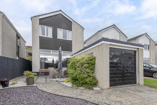 Property for sale in Frankfield Place, Dalgety Bay, Dunfermline