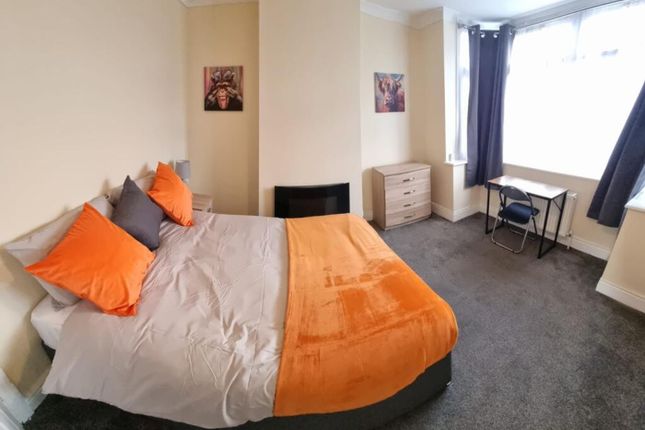 Bright And Inviting Double Bedroom Featuring A Coz...