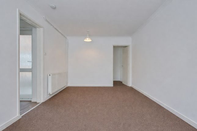 Flat 2, 67 Market Street, Hertfordshire photo 4