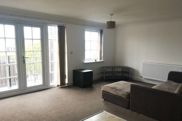 Flat to rent in Priestley Court, Warrington