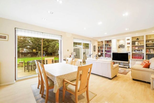 30, Sherwood, London photo 4