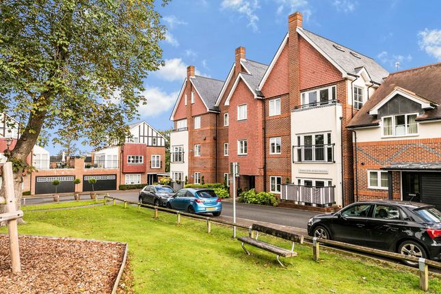 Thumbnail Flat for sale in Uplands Road, Guildford, Surrey, United Kingdom