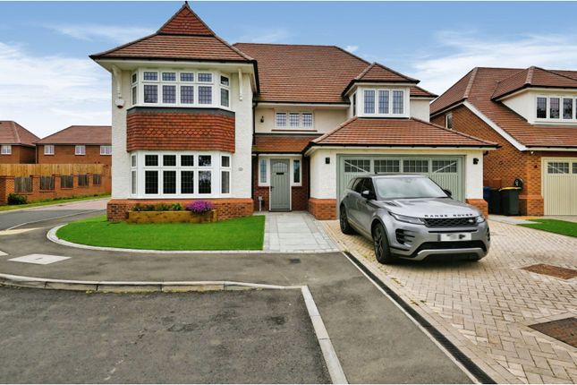 Thumbnail Detached house for sale in Hopton Close, Tamworth