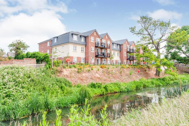 Flat for sale in Parkland Place, Shortmead Street, Biggleswade, Bedfordshire