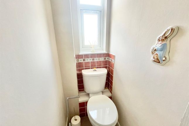 4, Steeple Close, Plymouth photo 5