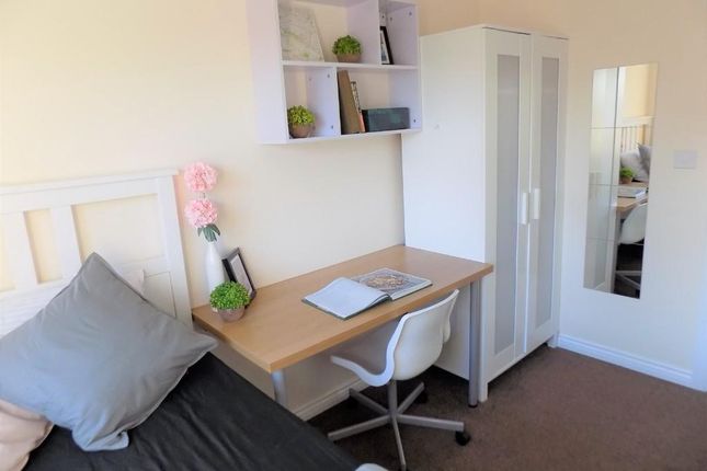 Thumbnail Room to rent in Cherry Tree Drive, Coventry