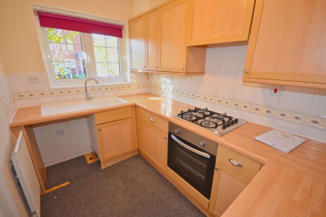 12, Gainage Close, Corby photo 3