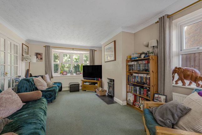 16, Fitzhardinge Way, Berkeley photo 2