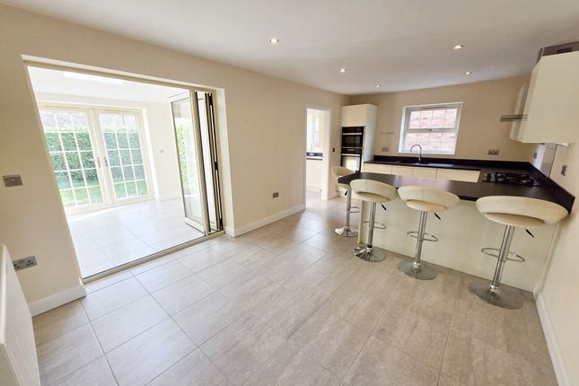 7 Wayside Thorne Road, Doncaster photo 2