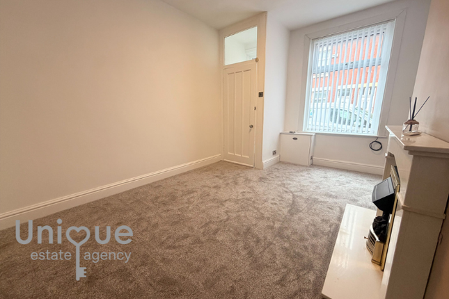 17, William Street, Blackpool photo 3