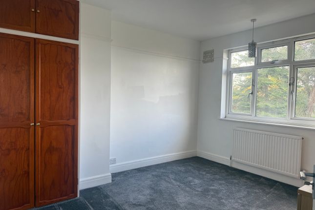 Whitehall Road, Uxbridge  photo 5